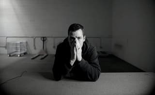 NÁZOR Neustále všetko odkladáš,