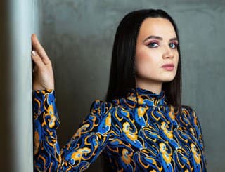 Julia Pilar: Od buskingu