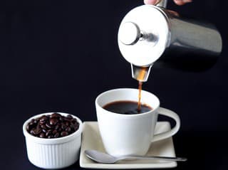 KÁVA vás povzbudí i