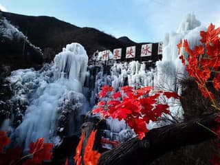 Ľadopád v tiesňave Shenquan