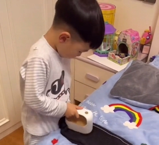 Dôvod, prečo tento chlapček