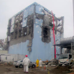 Technici vo Fukušime 1
