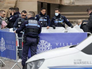 Polícia v Marseille zastrelila