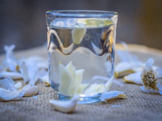 Preč s citrónovou vodou,