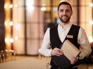 Pracovné pozície s platmi