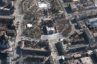 Satelitné snímky ukazujú cintorín
