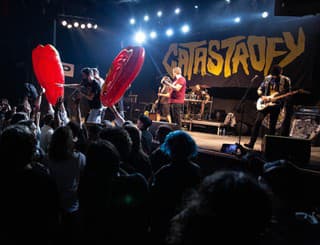 Catastrofy, Besnenie zbojníkov, 23.4.2022