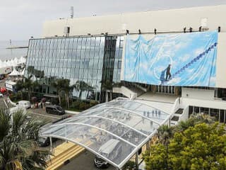 Tieň covidu nahradila vojna: