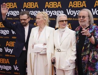 ABBA na premiére šou