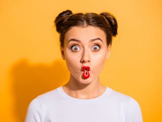 TÁTO BANKA SA PARÁDNE