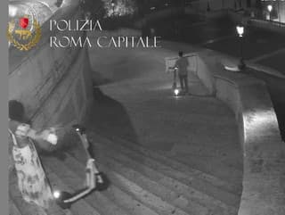 Turistka poškodila Španielske schody