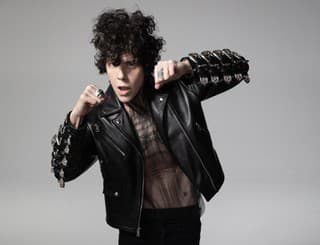 Laura Pergolizzi alias LP,