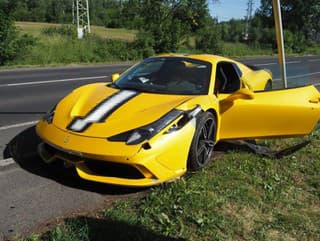 Nehoda Ferrari