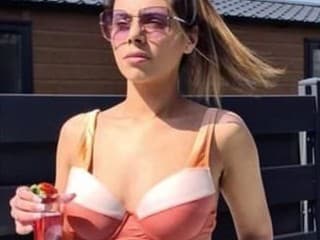 Milovala fastfood a menila