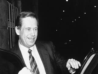 Václav Havel abdikoval pred