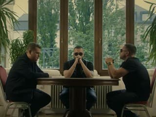 Císar, Slipo a Dame,