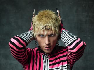 Machine Gun Kelly a