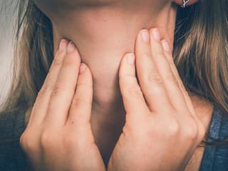 NAJHORŠIE jedlá pre štítnu