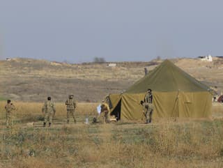 Azerbajdžanskí vojaci na území