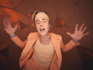 Justin Bieber, videoklip Peaches,