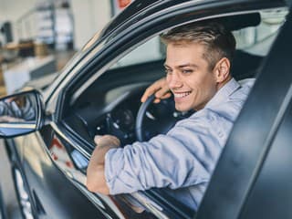 Zvažuješ kúpu nového SUV