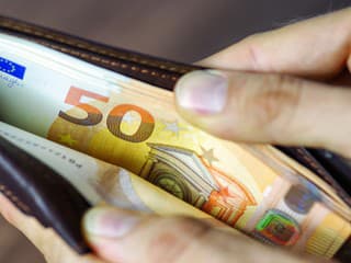 Zarábajte aspoň 1500 EUR