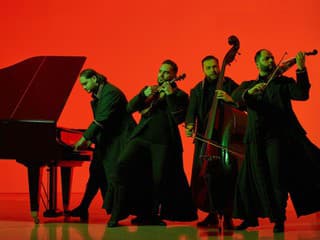 Janoska Ensemble, 2022