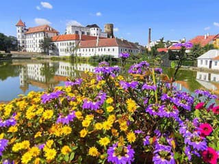 Rozprávkový zámok a hrad