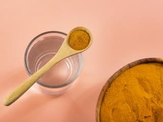 Žlté KORENIE nie je