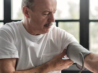 Únava, bolesti, vysoký tlak