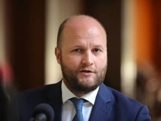 Na zatváranie hraníc s