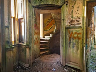 Slovensko je plné opustených