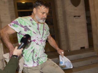 ZAVARÍ Dědeček svojim BÝVALÝM