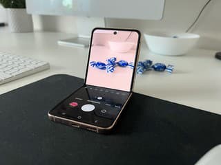 RECENZIA Nový ohybný Z