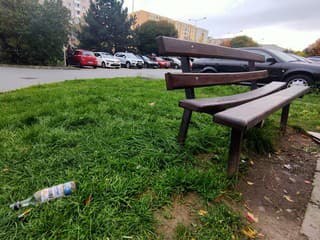 ZBYTOČNÁ SMRŤ na ulici!