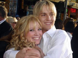 Hilary Duff a Aaron