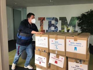 Podpora menšín, finančné zbierky