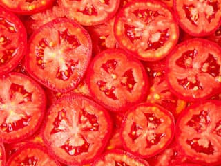 Oplatí sa jesť PARADAJKY?