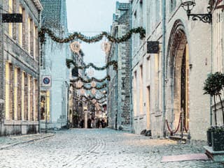 Európa rieši, či mestá budú zapínať vianočnú výzdobu alebo nie