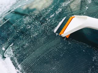 VIDEOTIP Škrabka na okno