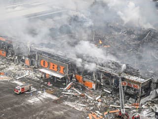 Obchodné centrum zhorelo do