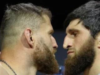 Korunovácia Procházkovho nástupcu nebola