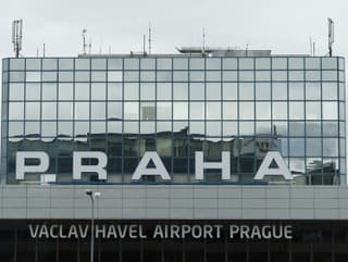 Núdzové pristátie v Prahe: