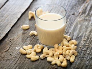 MLIEKO z týchto ORECHOV