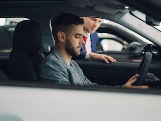 Uvažuješ nad kúpou hybridu?