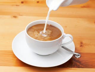 Neodmietajte KÁVU s MLIEKOM: