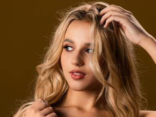 Mladá slovenská speváčka Dianah