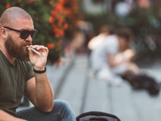 Amsterdam sprísňuje pravidlá: Vo