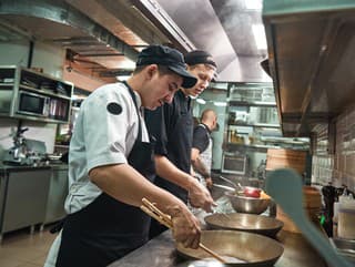 Voľné pozície s platmi