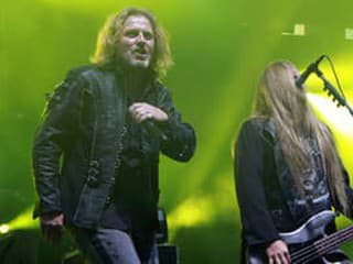 Kabát vystúpi na Cibula